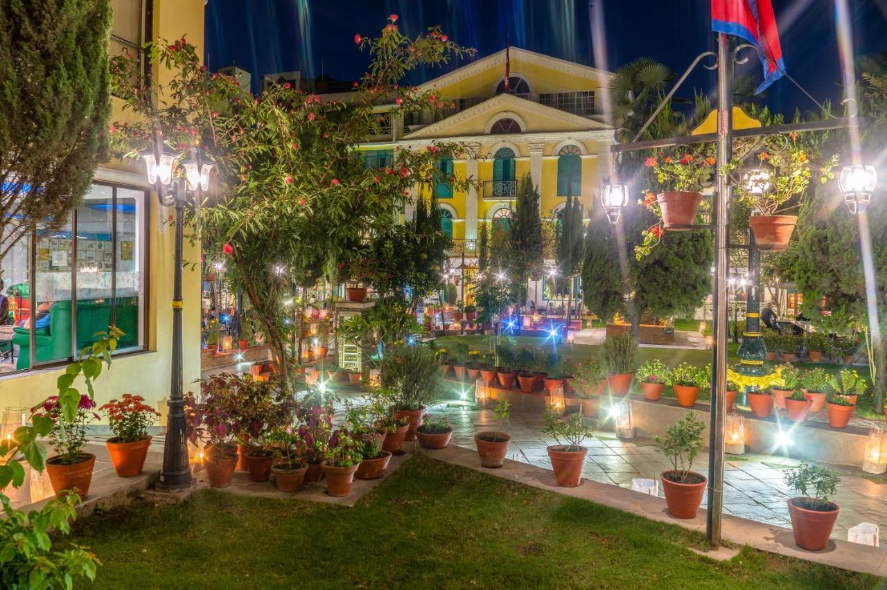 Kathmandu Guest House By Kgh Group Exteriör bild